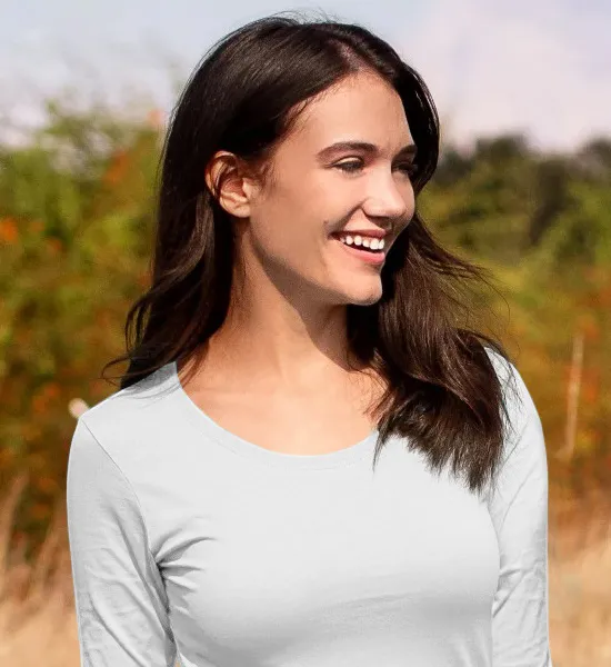 T-shirt femme à manches longues - Encolure ronde plus profonde