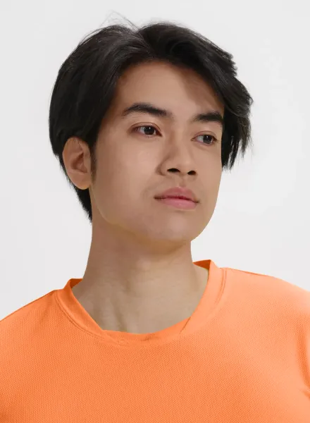 T-shirt à encolure asymétrique - Collier asymétrique intéressant