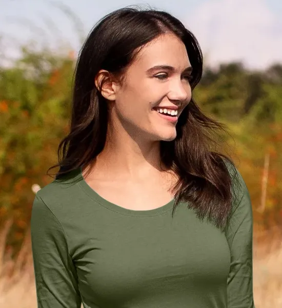 T-shirt femme à manches longues - Encolure ronde plus profonde