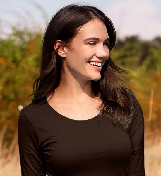 T-shirt femme à manches longues - Encolure ronde plus profonde