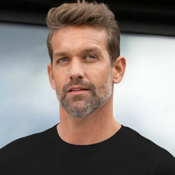 T-shirt exclusif pour hommes - Encolure ronde classique