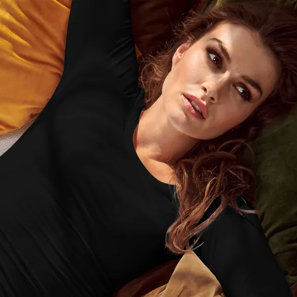 T-shirt femme à manches longues et décolleté plus profond - Encolure ronde plus profonde