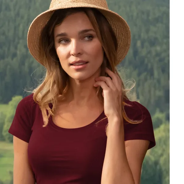 T-shirt femme avec coutures décoratives - Encolure ronde profonde